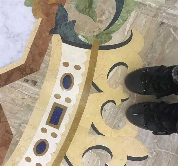 Marble Waterjet Medallion Carpet